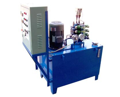 <a href=http://m.113994.cn/news_article?news_id=116>液壓設備</a>